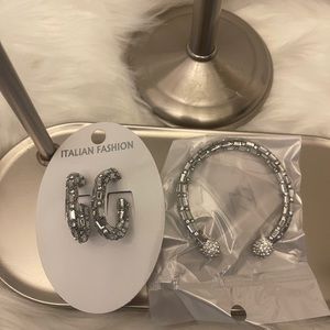 Silver Glitter Stones Earrings and Bracelet Set.